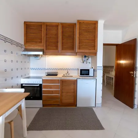 1 Bela Vista * Αλμπουφέιρα